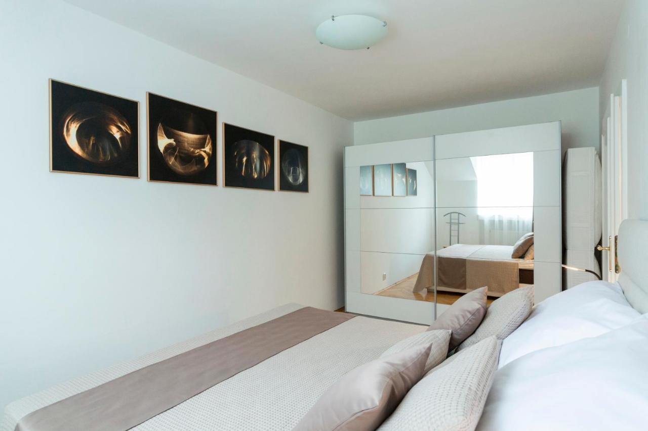 Prague Days - Modern Apartment - New Town Exterior photo